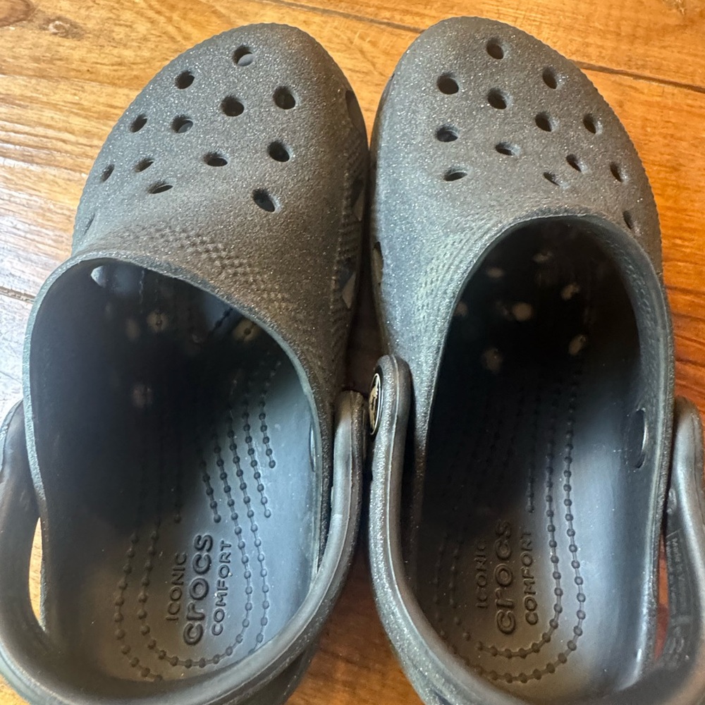 Crocs size 10C
